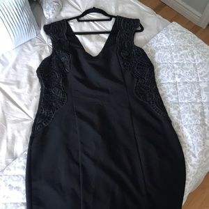 Le Château Fitted Black Dress